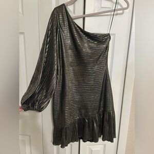 Elegant Metallic One-Shoulder Mini Dress